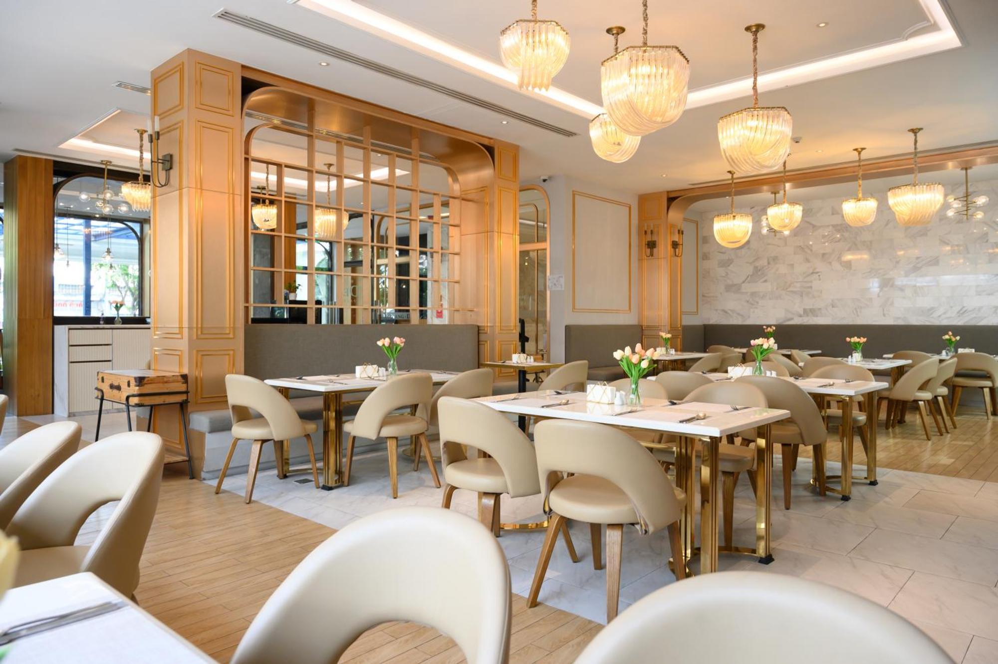 Hotel De Princess 4*
